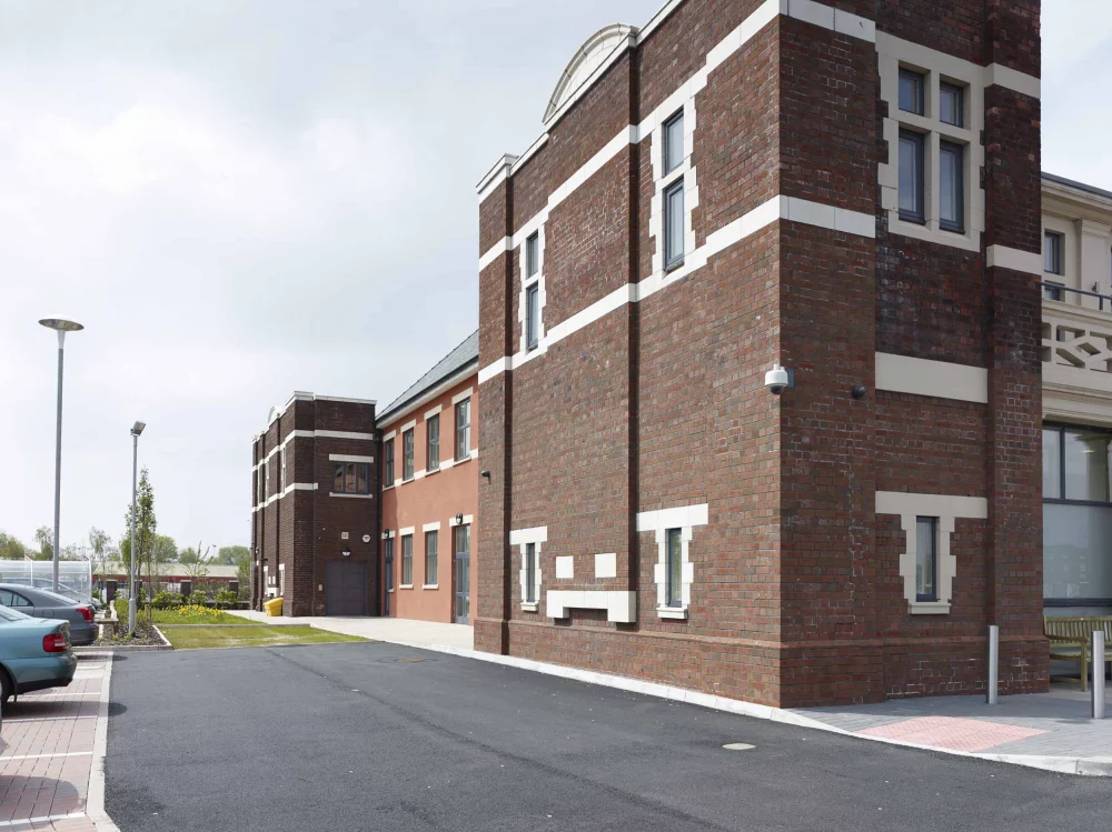 A0018: Staffordshire Multi Rustic 73mm