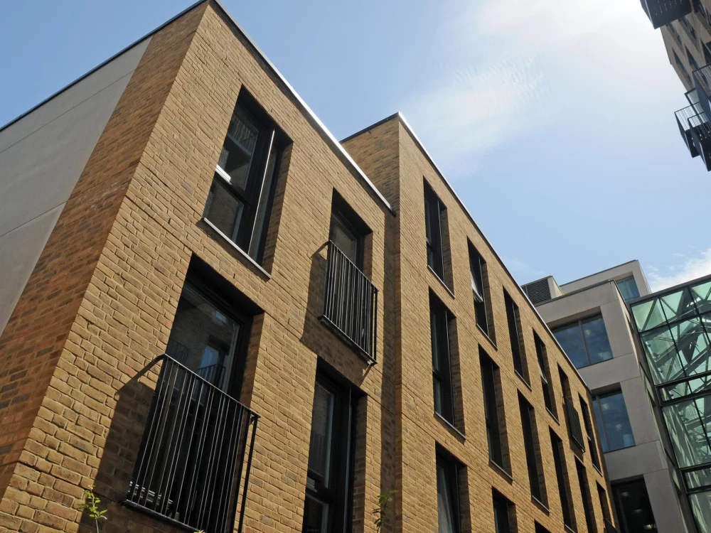 A0190: Arundel Yellow Multi Stock