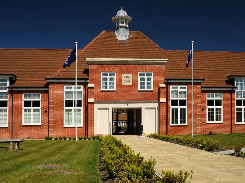 A0194: Laybrook Imperial Red Stock