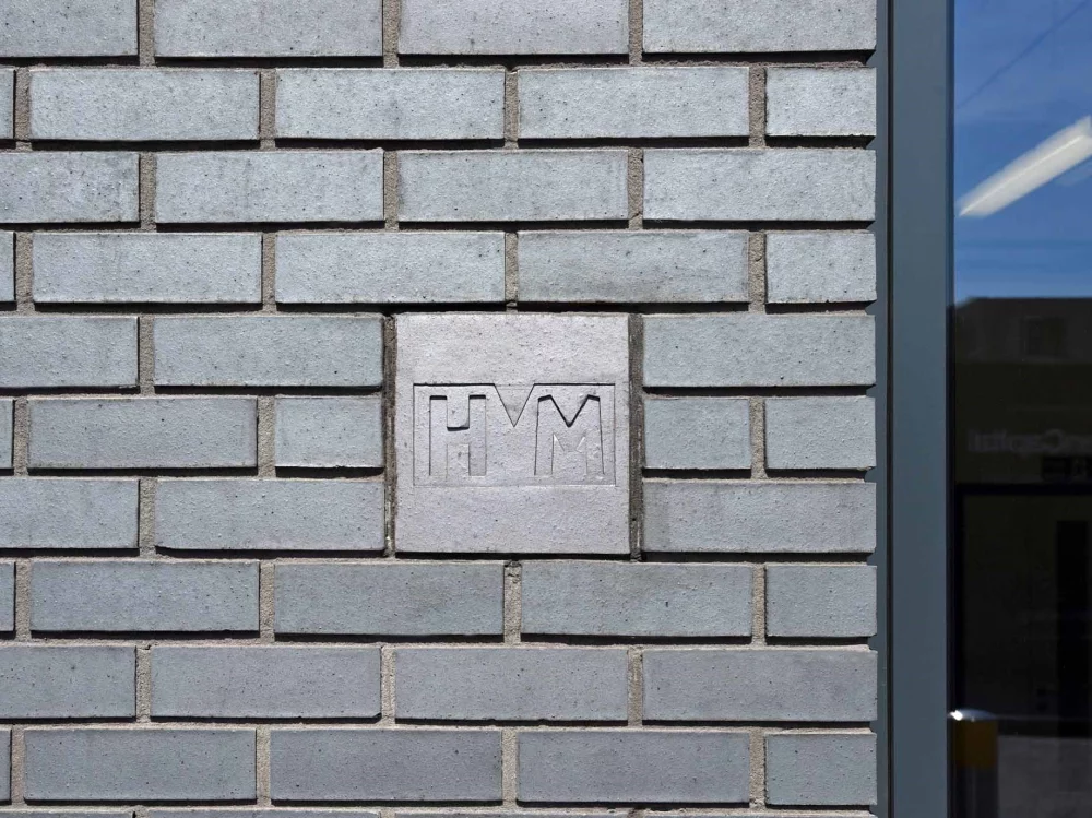 A0233: Staffordshire Slate Blue Smooth