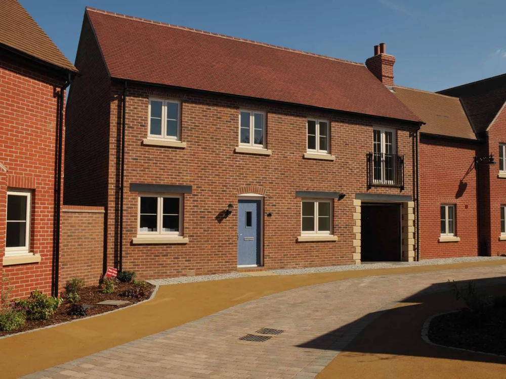 A0241: New Sandhurst Stock