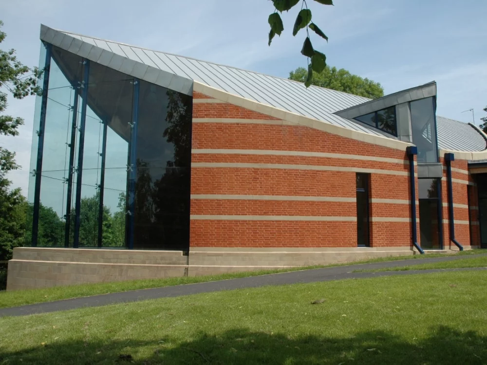 A0286: Kingston Handmade Restoration Red