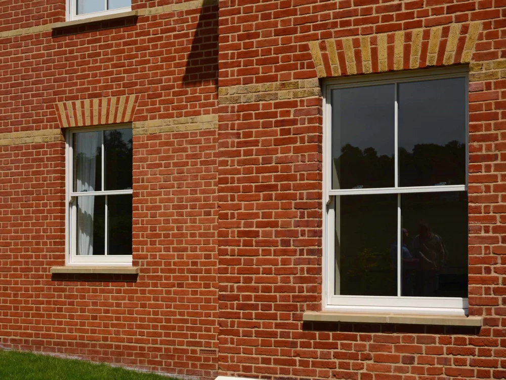 A0289: Swanage Handmade Light Red