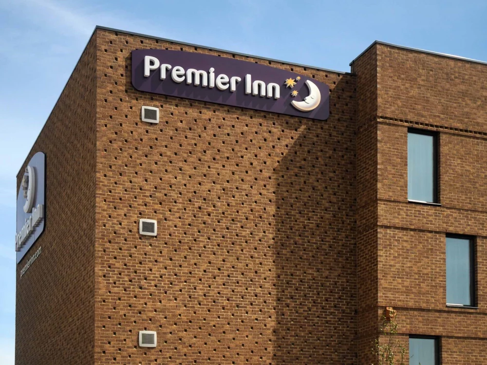 A0303: Milburn Ashen Brown Blend