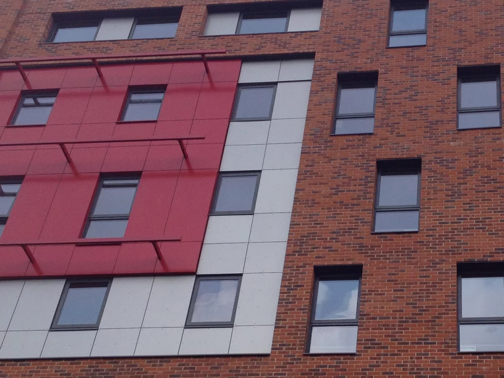 G0031 - Manor Red Multi Stock